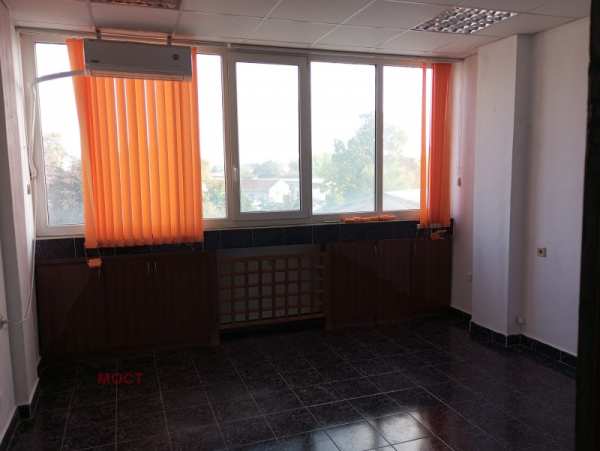 Дава под наем офис, гр. пловдив, център