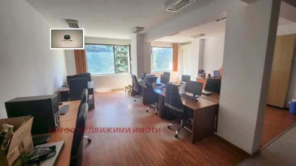 Дава под наем офис, гр. велико търново, център