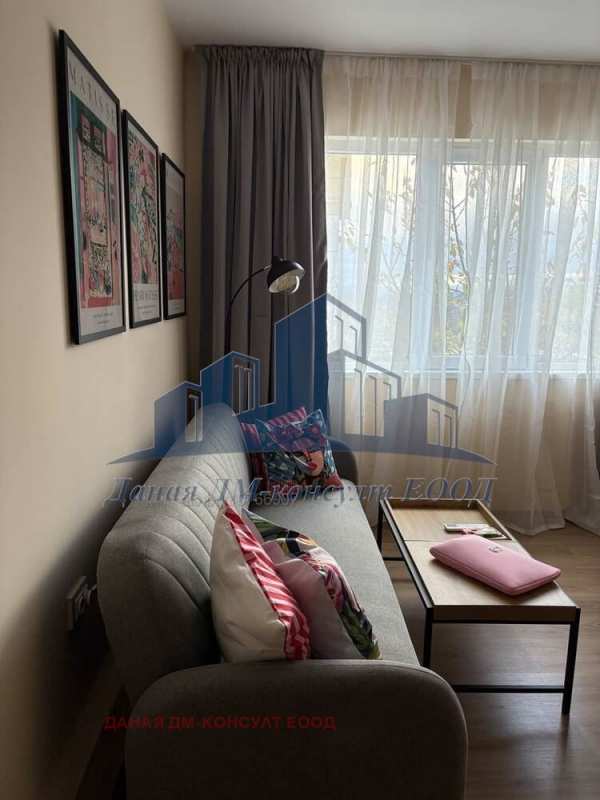 Дава под наем 1-стаен, гр. шумен, басейна