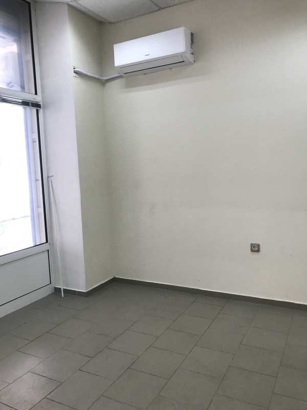 Дава под наем бизнес имот, гр. русе, център