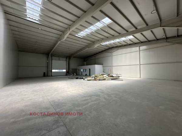 Дава под наем склад, гр. пловдив, индустриална зона - юг