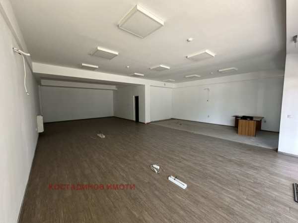 Дава под наем офис, гр. пловдив, индустриална зона - юг