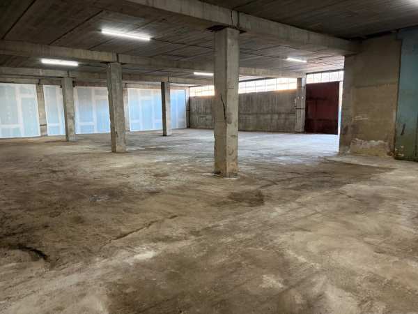 Дава под наем склад, гр. добрич, промишлена зона - север