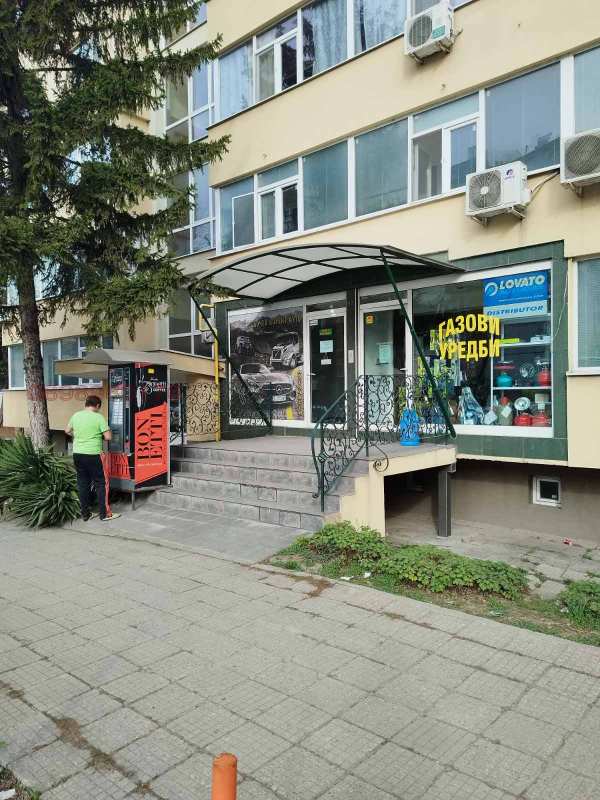 Дава под наем магазин, гр. шумен, добруджански