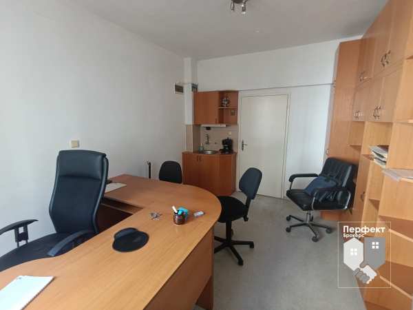 Дава под наем офис, гр. велико търново, център