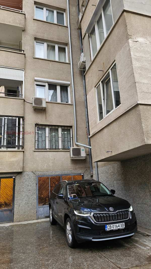 Дава под наем гараж, паркомясто, гр. софия, разсадника