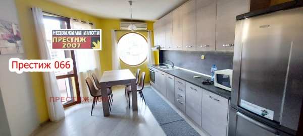 Дава под наем  3-стаен град Шумен, Център
      91 кв.м