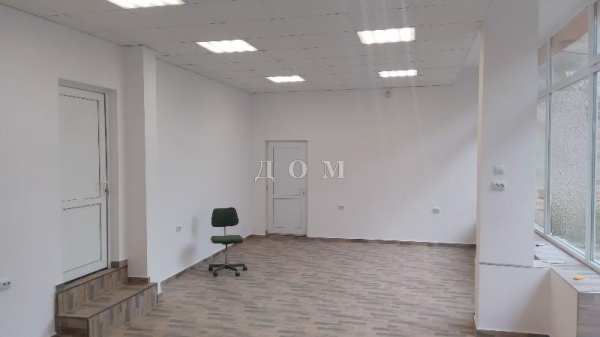 Дава под наем магазин, гр. шумен, център