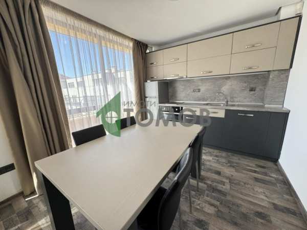 Дава под наем 1-стаен, гр. шумен, център