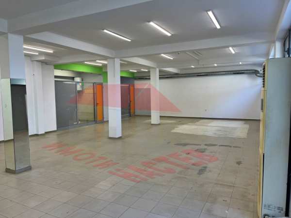 Дава под наем офис, гр. шумен, център