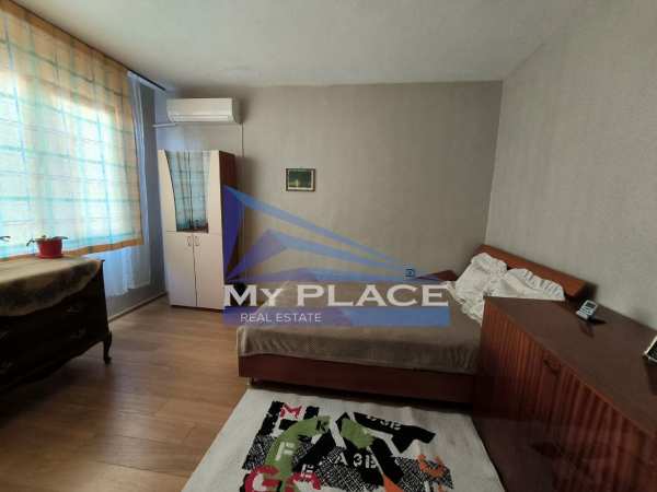 Дава под наем 2-стаен, гр. шумен, център