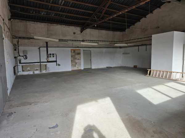 Дава под наем пром. помещение, гр. добрич, промишлена зона - север