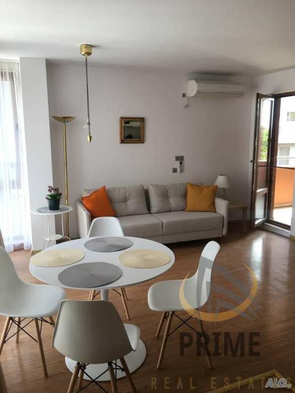 Дава под наем 2-стаен, гр. бургас, лазур