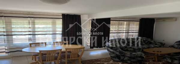 Дава под наем  3-стаен град Велико Търново, Център
      110 кв.м