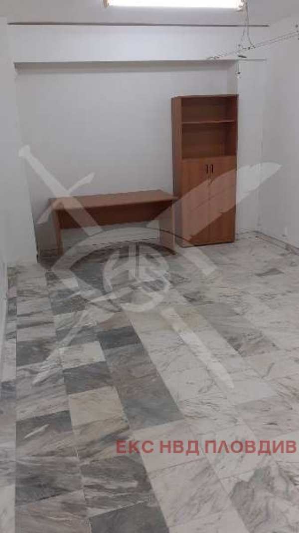 Дава под наем офис, гр. пловдив, южен