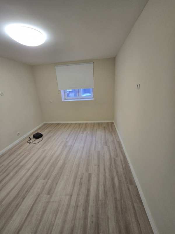 Дава под наем  склад град Пловдив, Център
      17 кв.м