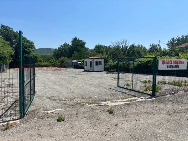 Дава под наем бизнес имот, с. самоводене, област велико търново