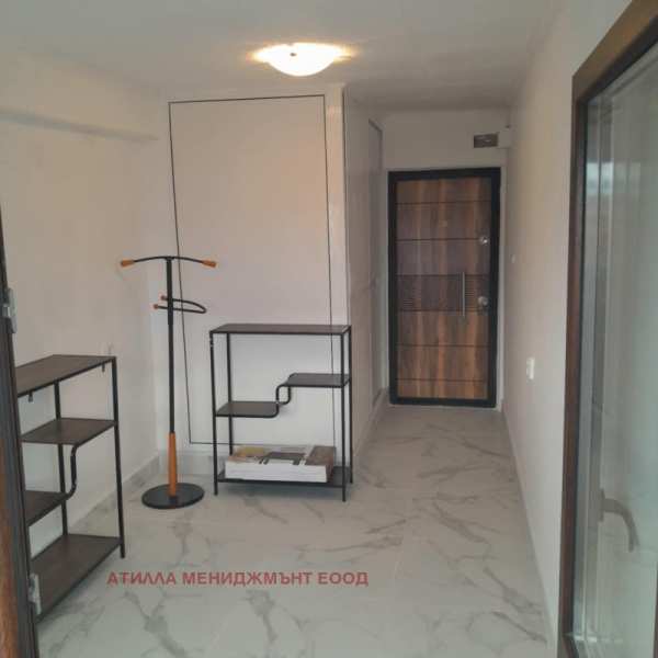 Дава под наем офис, гр. пловдив, център