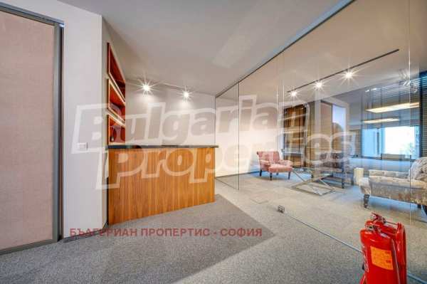 Дава под наем  офис град София, Борово
      185 кв.м