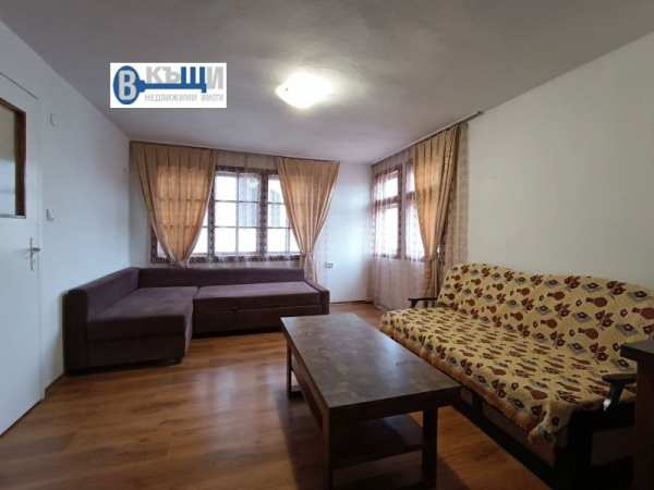 Дава под наем къща, гр. велико търново, стара част