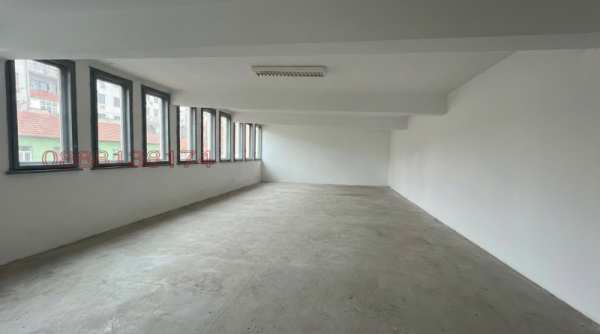 Дава под наем  склад гр. Дряново, област Габрово
      200 кв.м