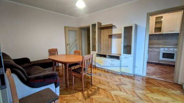 Дава под наем 2-стаен, гр. велико търново, център