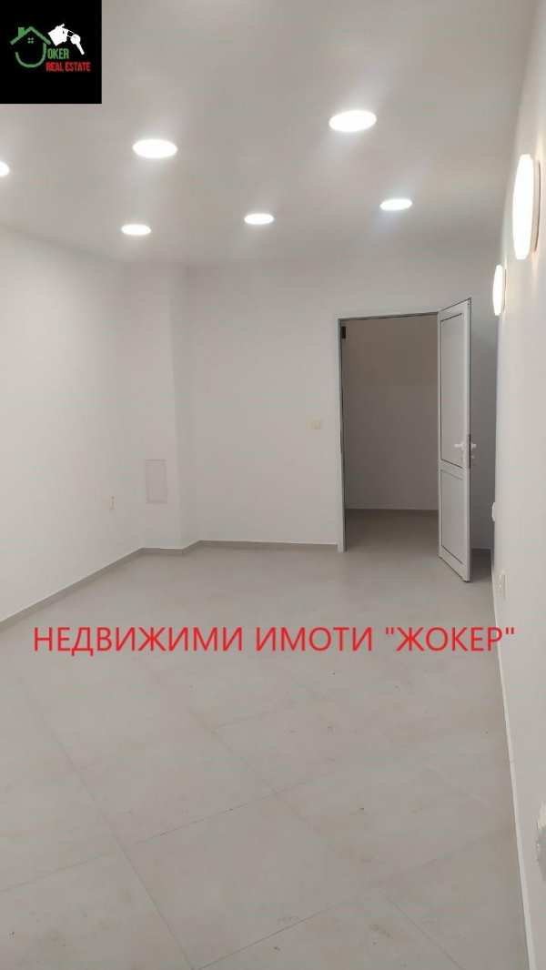 Дава под наем  офис град Велико Търново, Бузлуджа
      40 кв.м