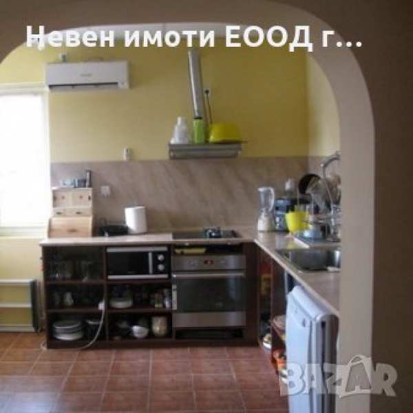 Триетажна монолитна къща кв. асенов гр. велико търново