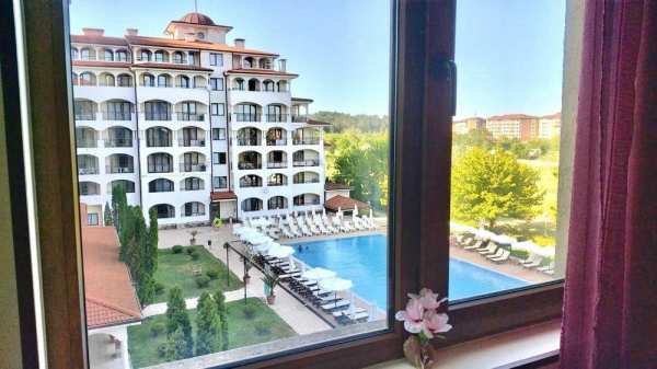 Апартамент с две спални в гр.Обзор