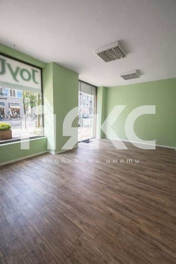 Помещение под наем в Центъра до МЕТРОСТАНЦИЯ