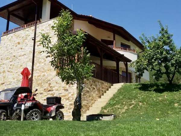 Къща за гости вила  Градево до Симитли Банско