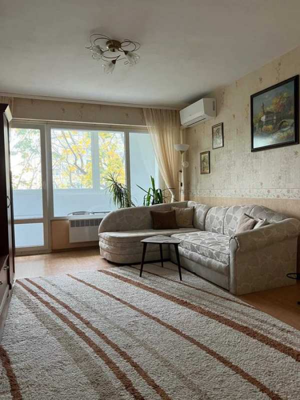 Тристаен апартамент под наем в кв. Левски от собственик