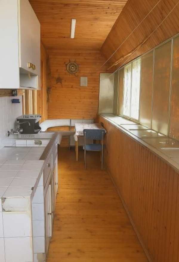 Тристаен апартамент в района на Владислав Варненчик!