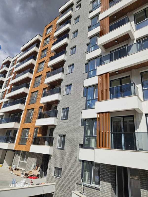 Апартамент пред акт 16