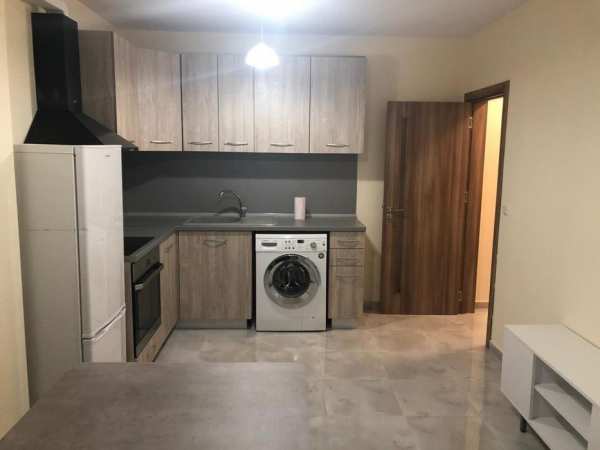 Двустаен апартамент за под наем