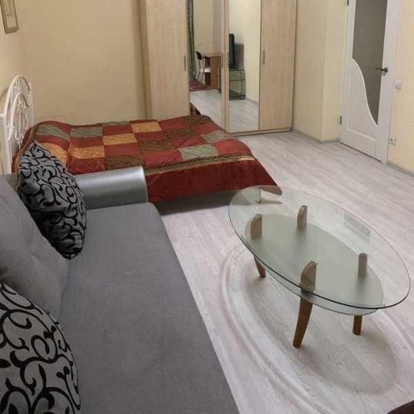 Едностаен апартамент под наем в Тракия до Форум