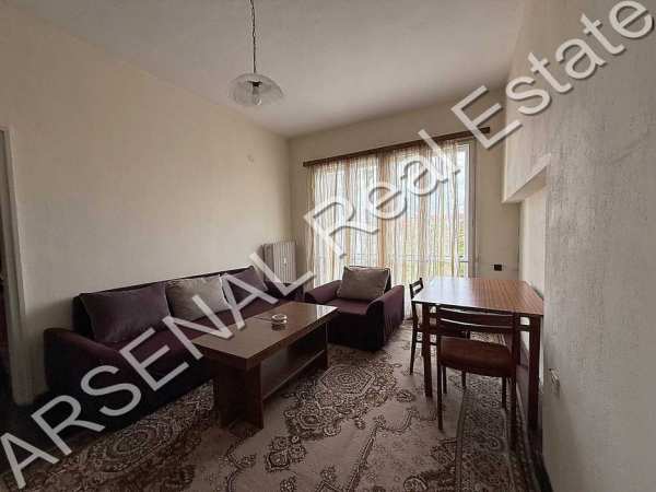 Двустаен апартамент под наем, Център