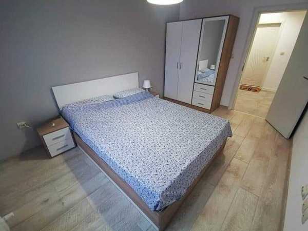 Двустаен апартамент под наем в кв. Редута