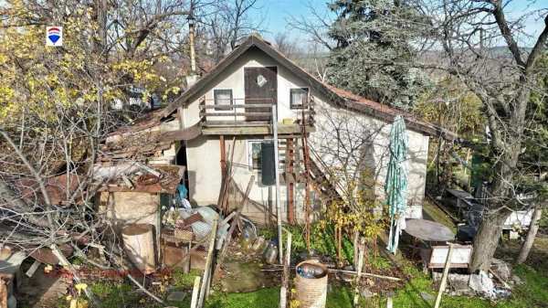 Вила за продажба в.з. Долапите