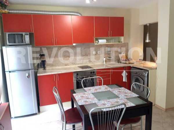 Уютен двустаен апартамент в района на ЖП Гара