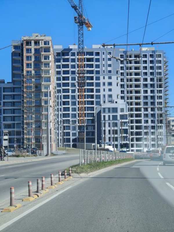 СОБСТВЕНИК продава двустаен апартамент 64м2 в комплекс МЛАДОСТ - Варна