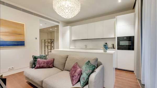 Продавам 2 стаен в Малинова Долина до НСА