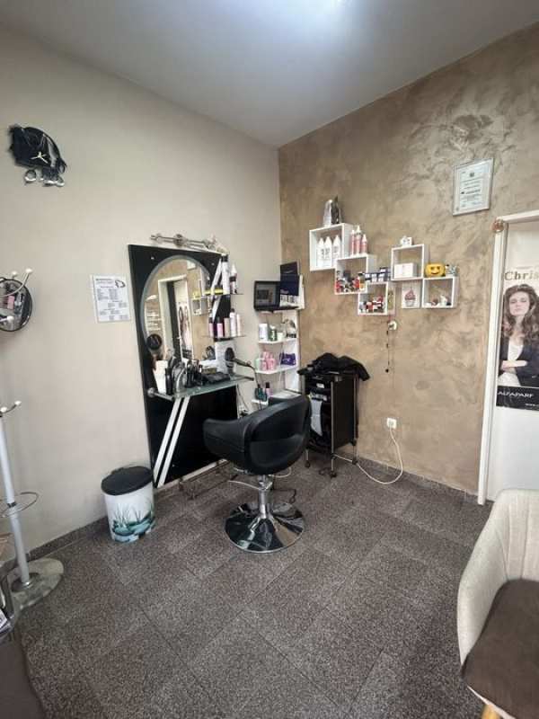 Фризьорски салон под наем