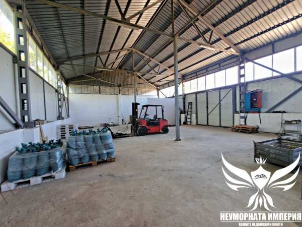 Под наем помещение 260кв склад помещение леко производсто в Асеновград