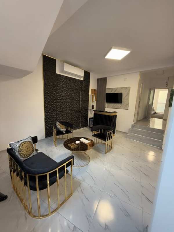 Търговско помещение под наем