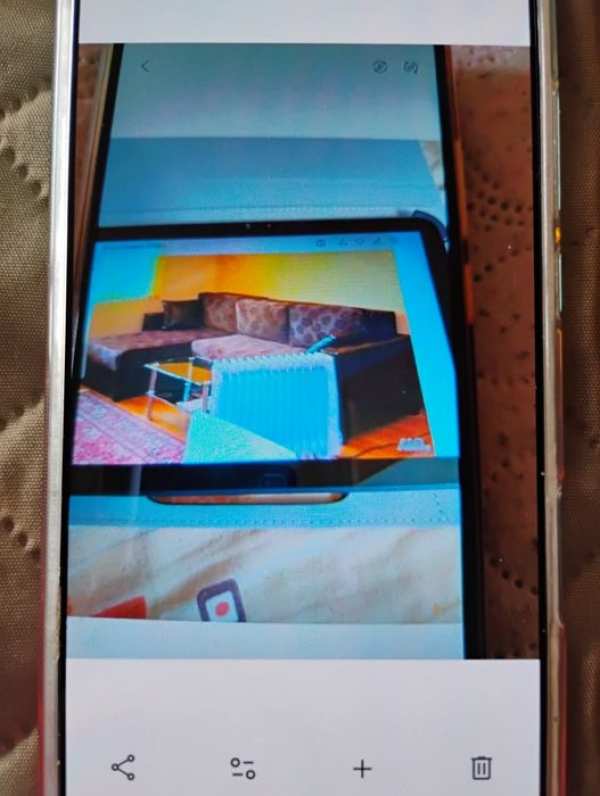 Продавам апартамент ново строителство обзавеждане готов за живеене или