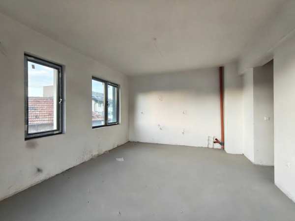 Тристаен тухлен апартамент - Ново строителство