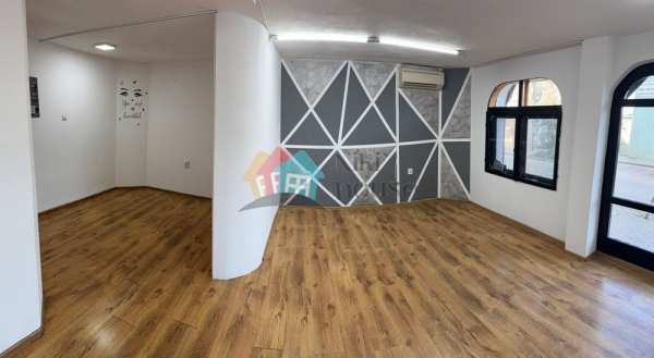 Магазин в Варна-Аспарухово площ 35 цена 250