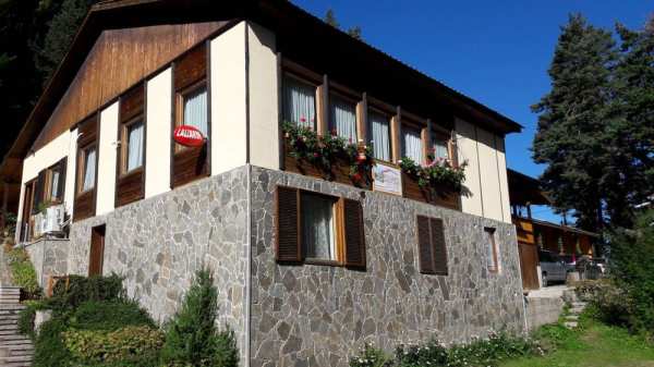 Продавам Вила или  разработен бизнес стаи под наем и ресторант