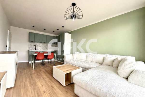 Тристаен обзаведен апартамент в кв. Надежда 2 до МЕТРОСТАНЦИЯ